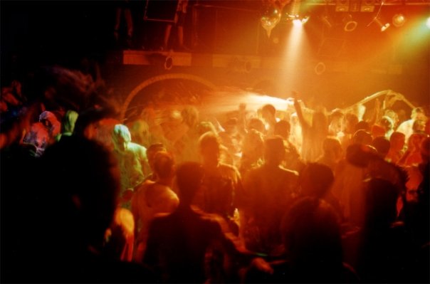 The Fuse dance floor flooded with foam, 26 August 1995.