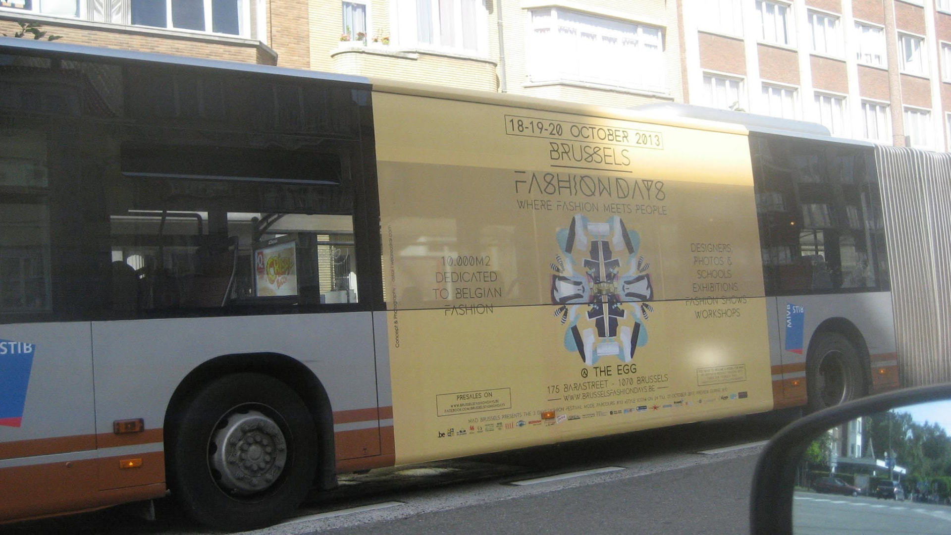 Brussels Fashion Days · Habillage de bus STIB 2013 - Mobile advertising