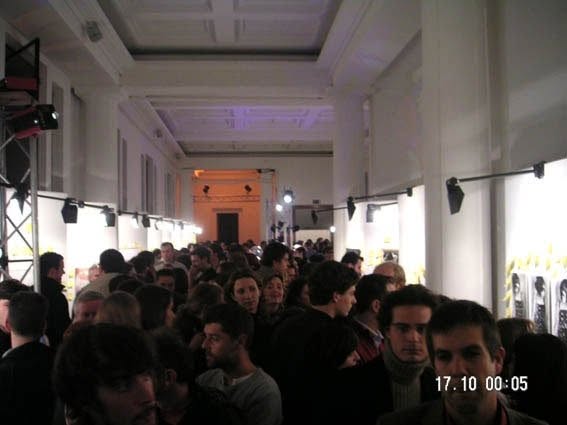 Truc Troc Exhibition 2004, Bozar (Rotonde Bertouille), Bruxelles, le 16 octobre 2004.