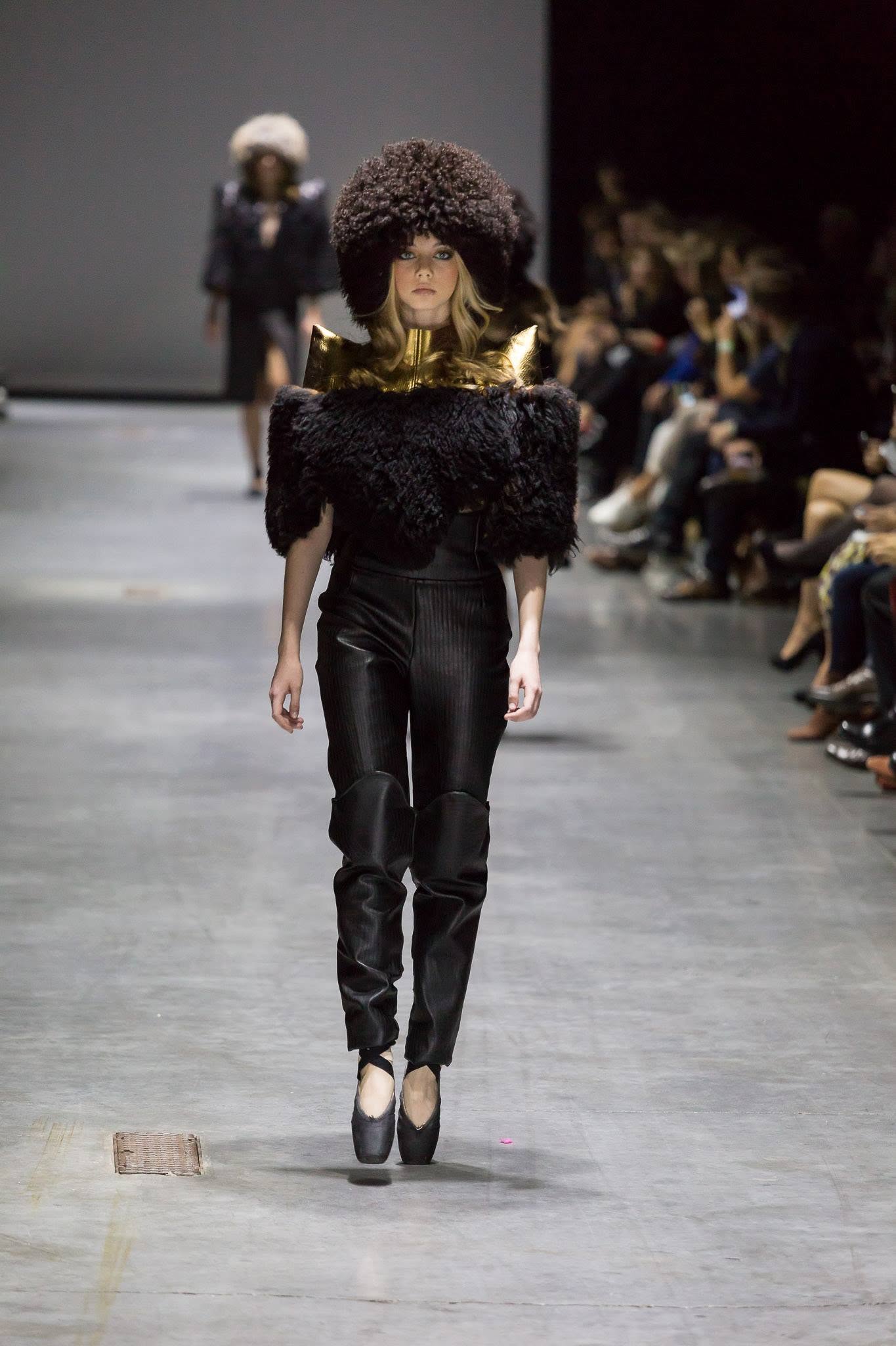 Défilé des Brussels Fashion Days 2014, photographie 17 sur 24.