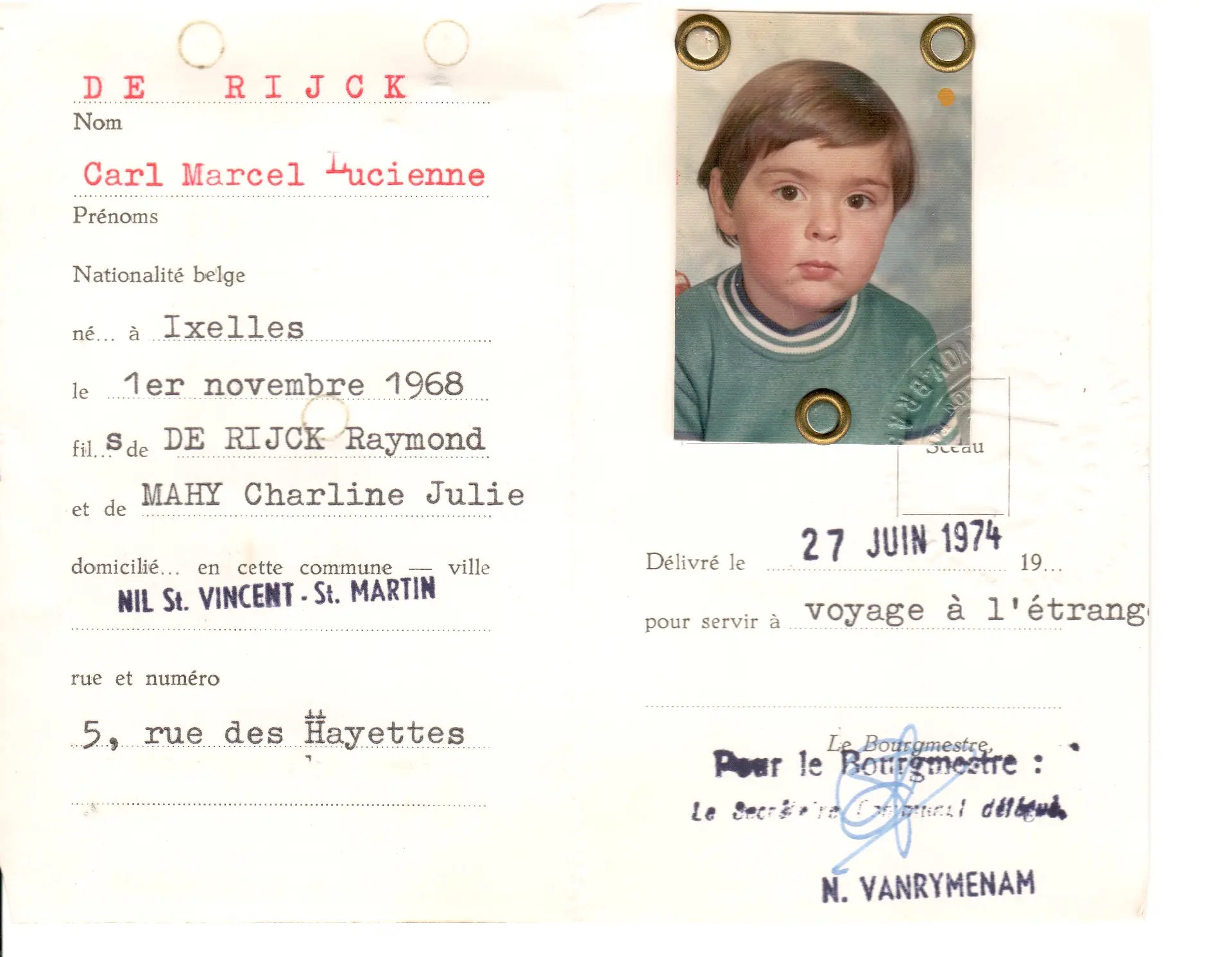 Carte d'identité de Carl De Rijck, délivrée le 27 juin 1974 à Nil-Saint-Vincent