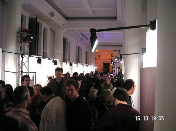 Truc Troc Exhibition 2004, Bozar (Rotonde Bertouille), Bruxelles, le 16 octobre 2004.