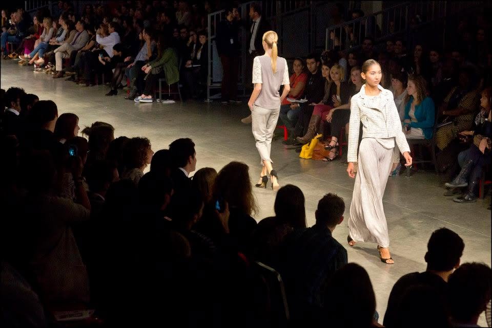 Final d'un défilé du premier jour des Brussels Fashion Days 2012.